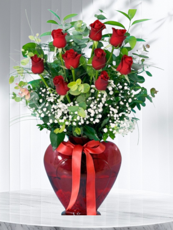  Alanya online çiçek - Kalp Vazoda 9 Kırmızı Güller