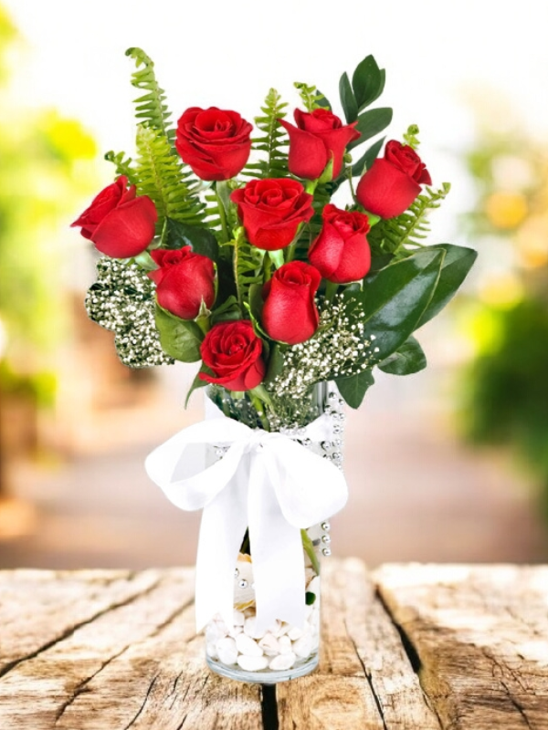 Alanya çiçekçi - Vazada 9 Güller