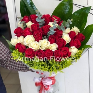  Alanya online çiçek - Krizantemler ve 3 Adet Gül