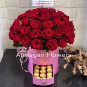  Alanya aynı gün çiçek - 51 Gül Kutu içinde ve Çikolata 