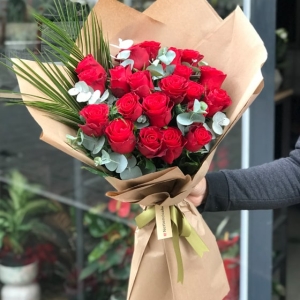 Alanya çiçekçi - 19 Gül Buketi 