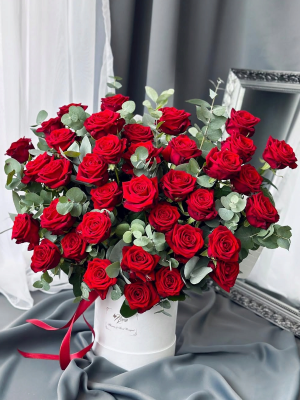  Armağan Çiçekçilik Alanya - Kutuda 35 Kırmızı Güller