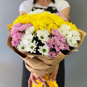  Alanya online çiçek - Krizantemler ve 3 Adet Gül