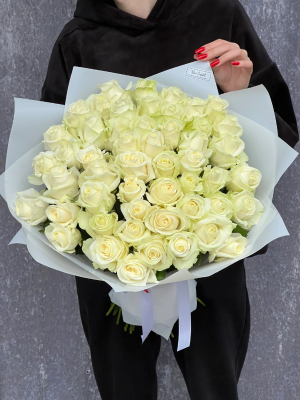 Alanya çiçekçi - 51 Beyaz Gül Buketi